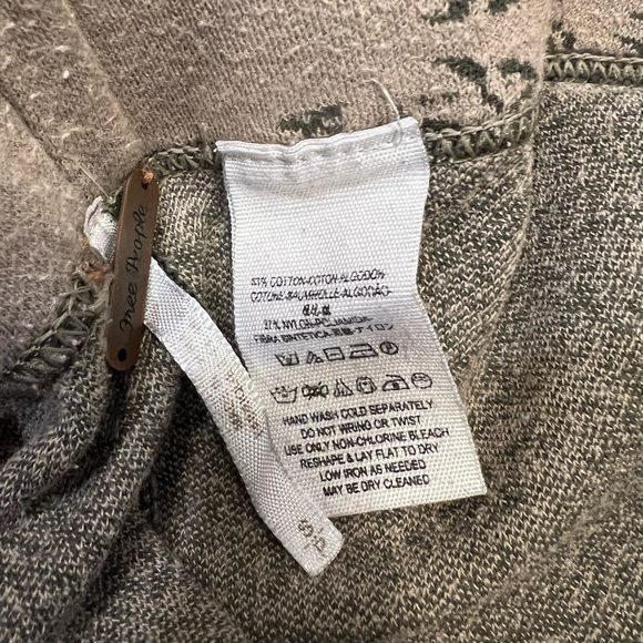 Free People Come As You Are Paisley Knit Sweater Leggings in Green/Moss - Picture 6 of 7